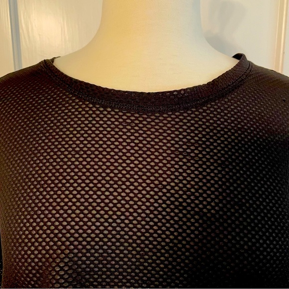 90 degrees sports top L - Picture 3 of 5